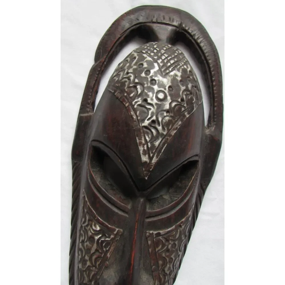 African tribal wall mask made in Ghana hand carved